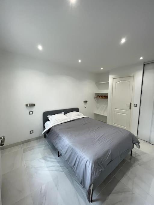 Appartement Cosy Et Moderne Proche De Disneyland Bussy-Saint-Georges Exterior foto